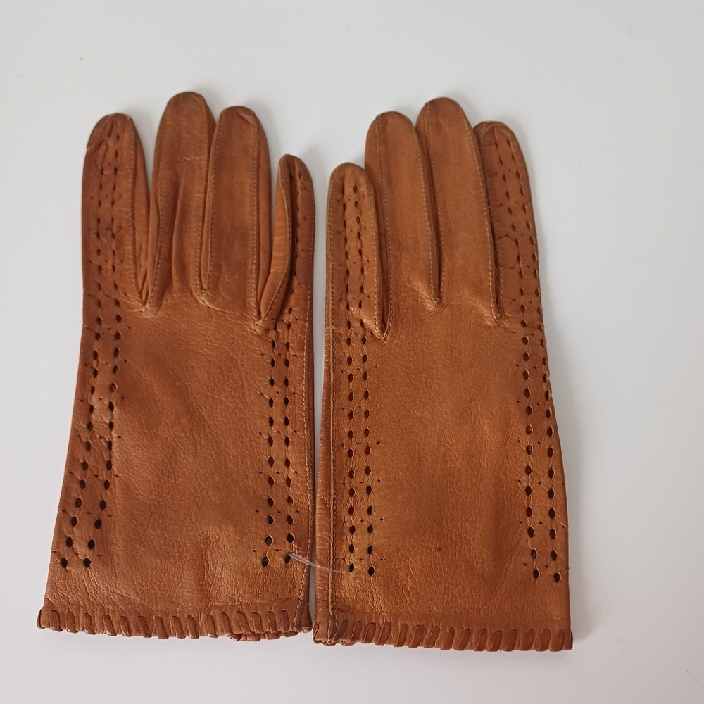 Vintage Made in Hungary Tan Brown Leather Gloves Size 6
